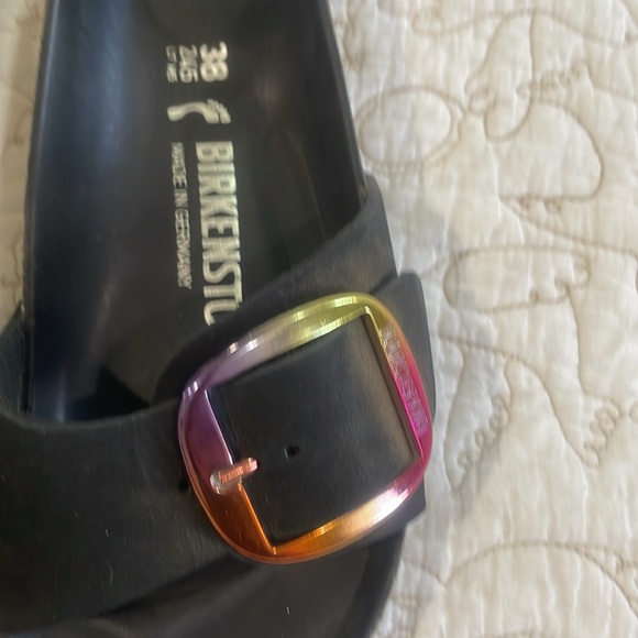 Like new Birkenstock slides - Picture 3 of 3